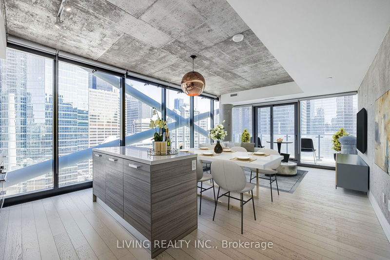 224 King St W, unit 1504 for sale - image #1