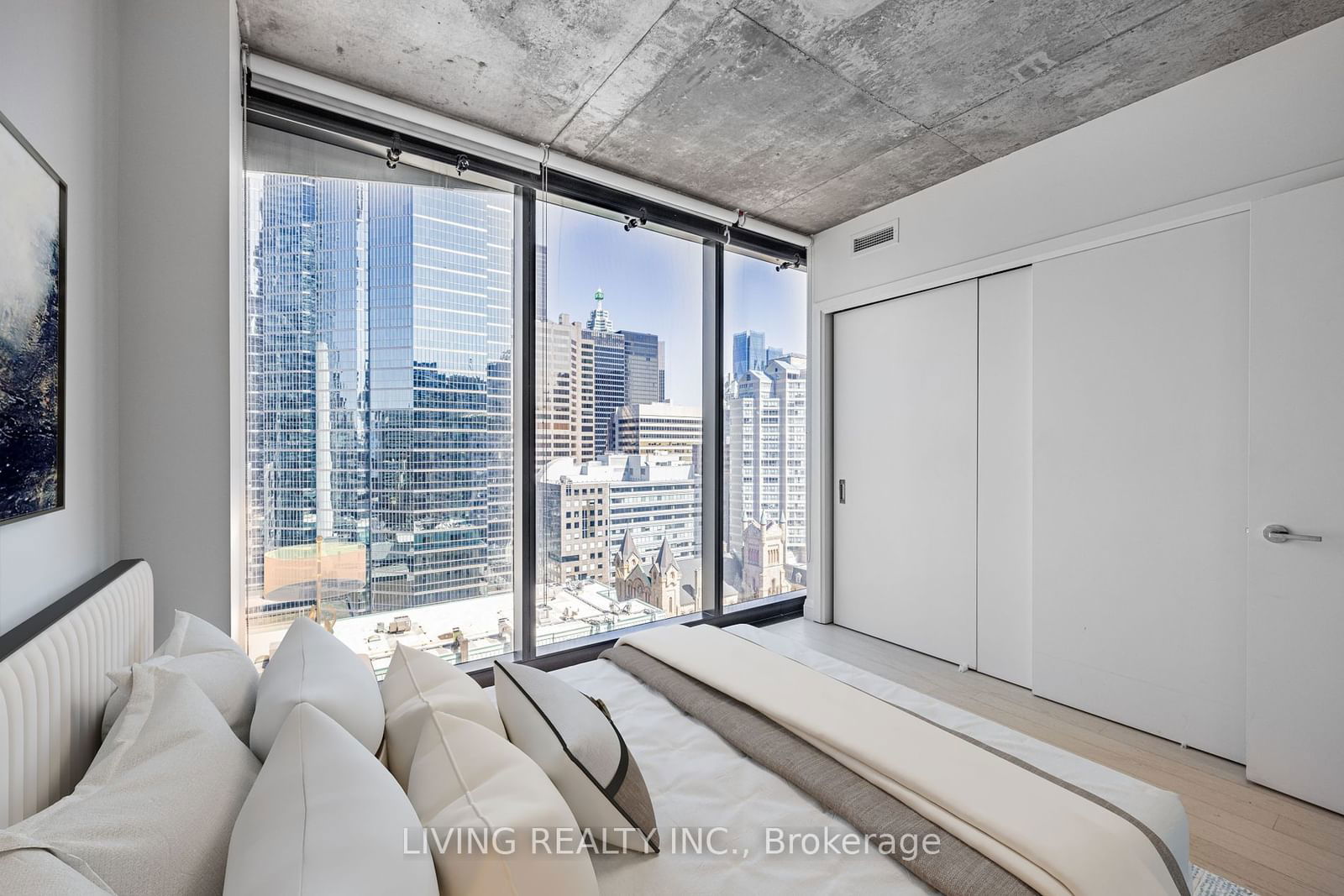 224 King St W, unit 1504 for sale - image #21