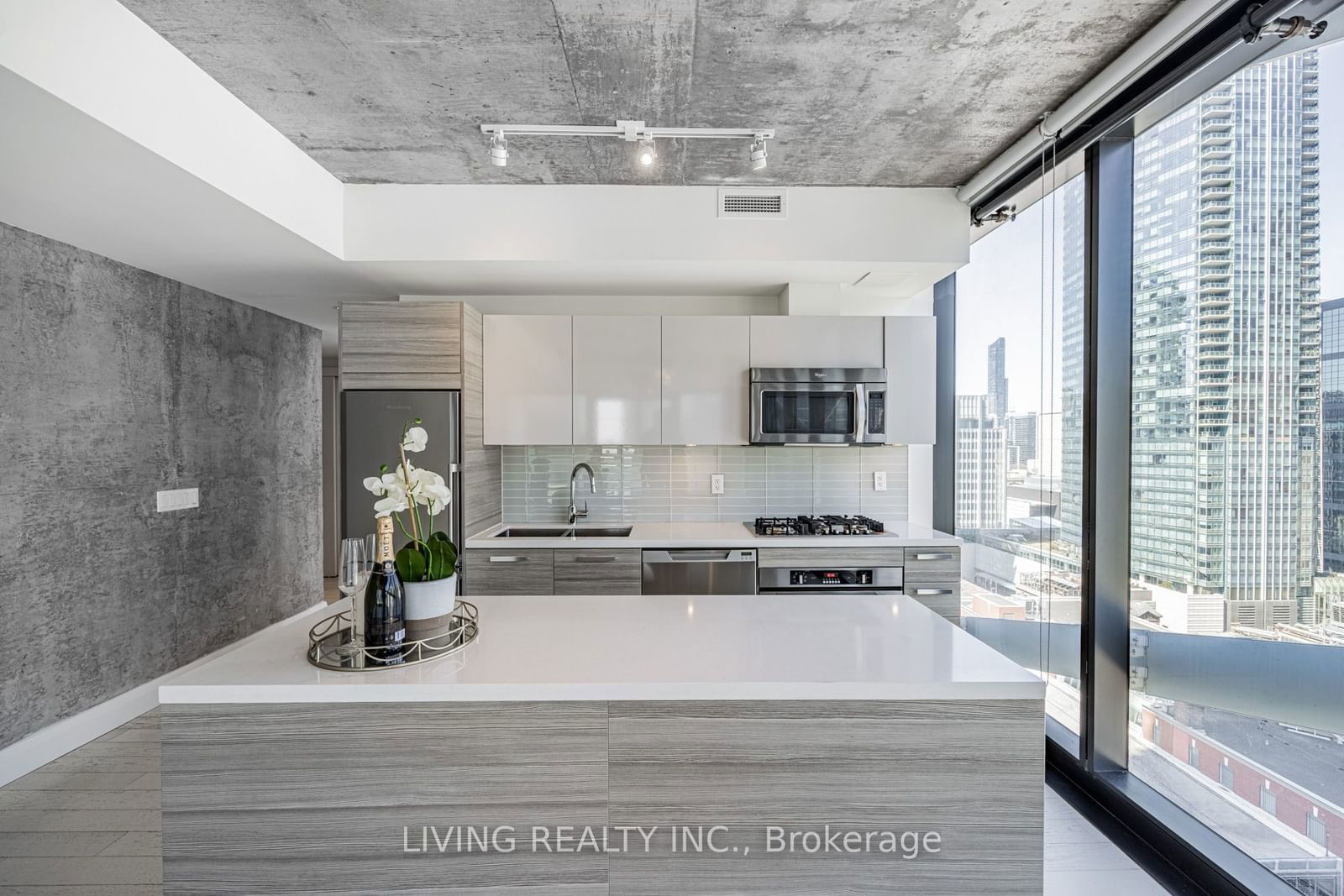 224 King St W, unit 1504 for sale - image #6