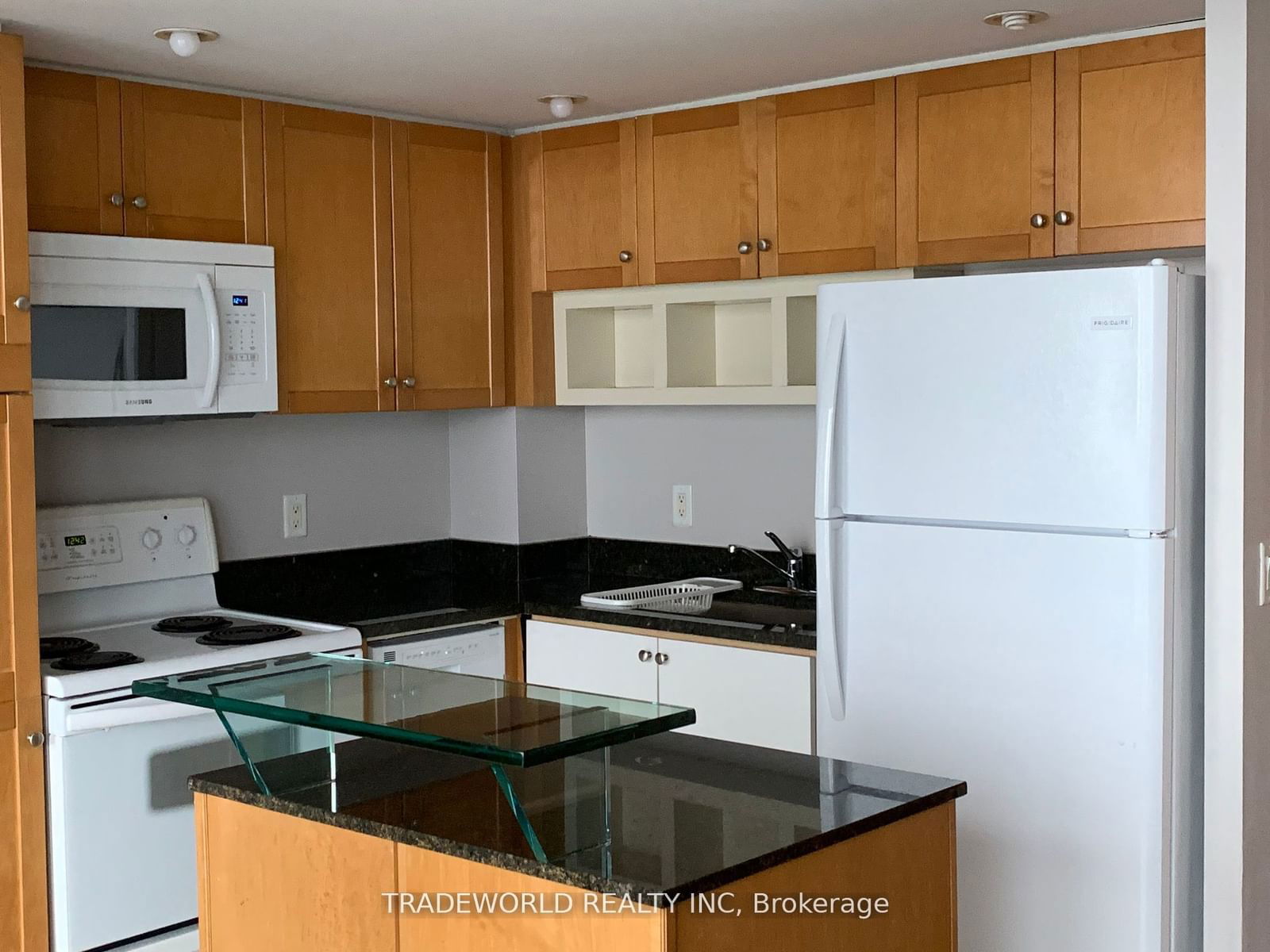 208 Queens Quay W, unit 1709 for rent - image #4