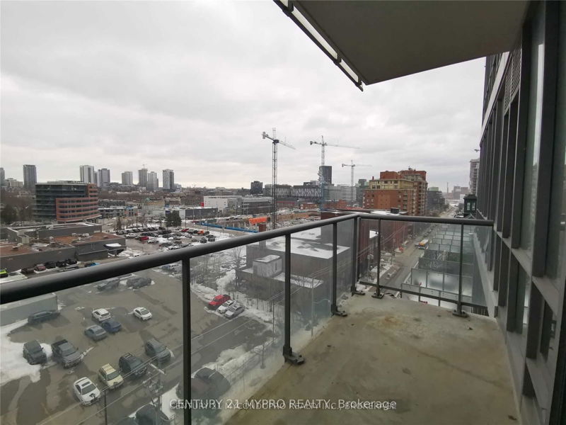 33 Mill St, unit 801 for rent - image #1