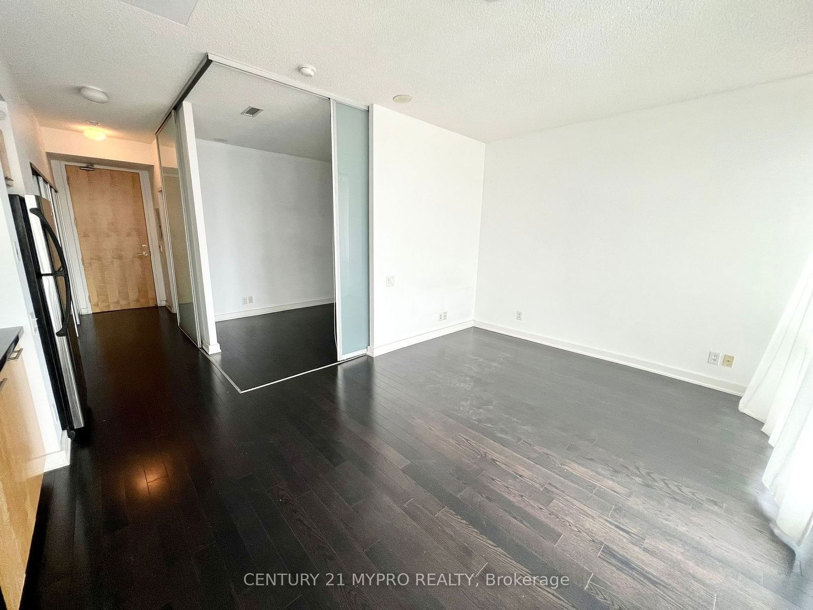 33 Mill St, unit 801 for rent - image #4