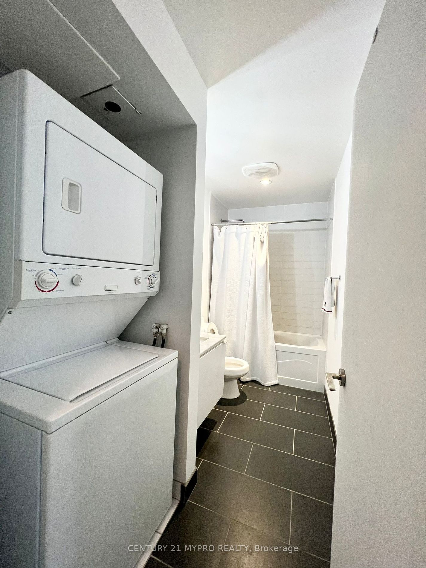 33 Mill St, unit 801 for rent - image #7