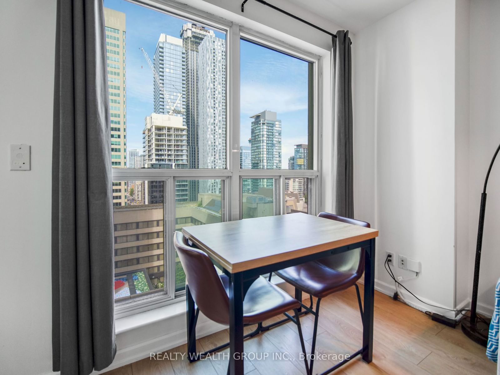 8 Park Rd, unit 2113 for sale - image #14