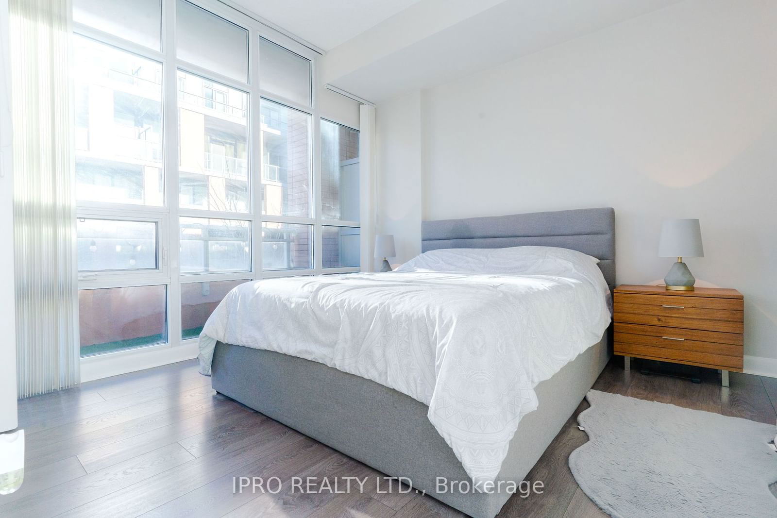 15 Bruyeres Mews, unit 414 for sale - image #11