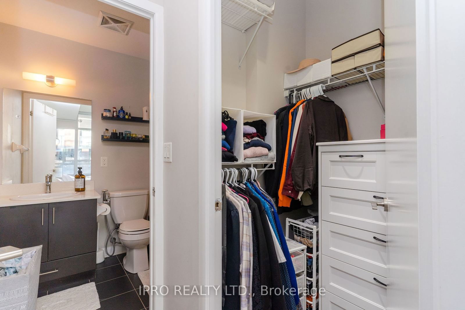 15 Bruyeres Mews, unit 414 for sale - image #14