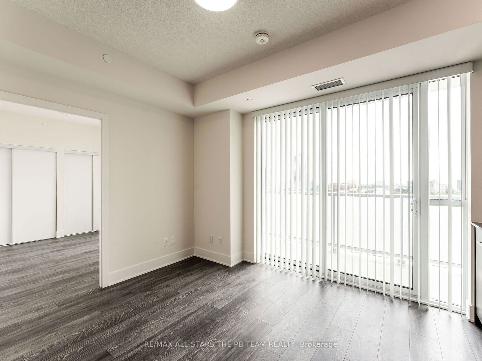 188 Fairview Mall Dr, unit 1512 for rent - image #11