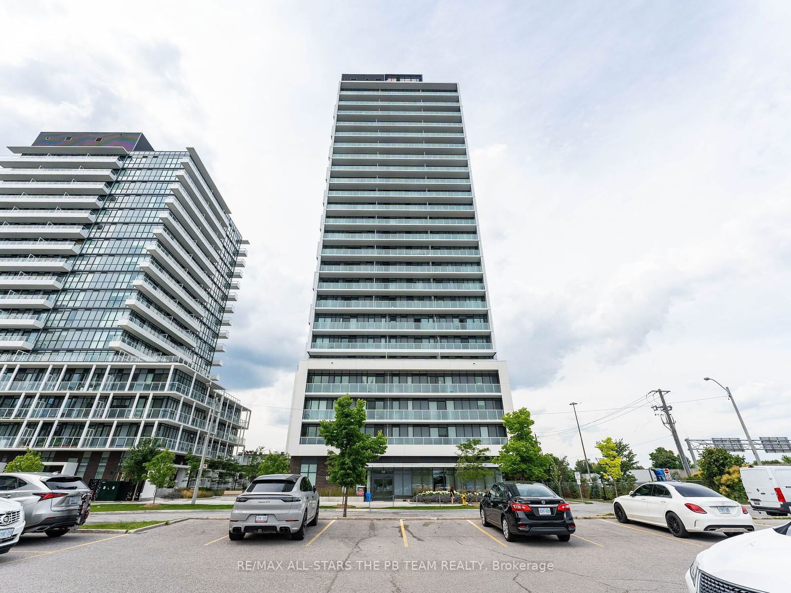 188 Fairview Mall Dr, unit 1512 for rent - image #3