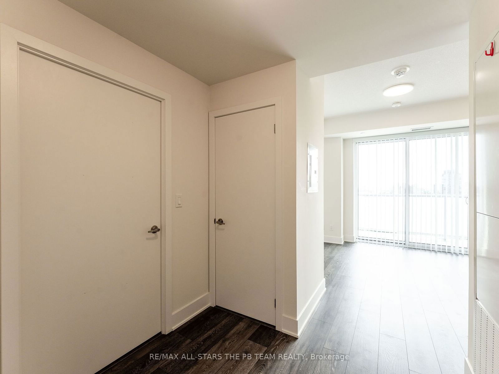 188 Fairview Mall Dr, unit 1512 for rent - image #9