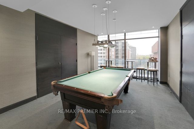 18 Yorkville Ave, unit 409 for rent - image #17