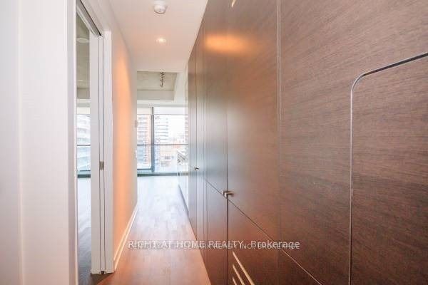 629 King St W, unit 328 for rent - image #7