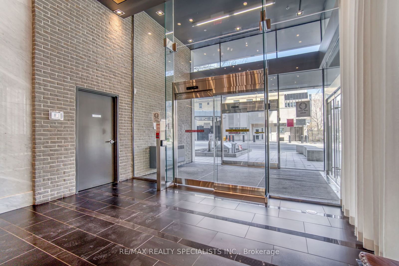 210 Simcoe St, unit 605 for sale - image #7