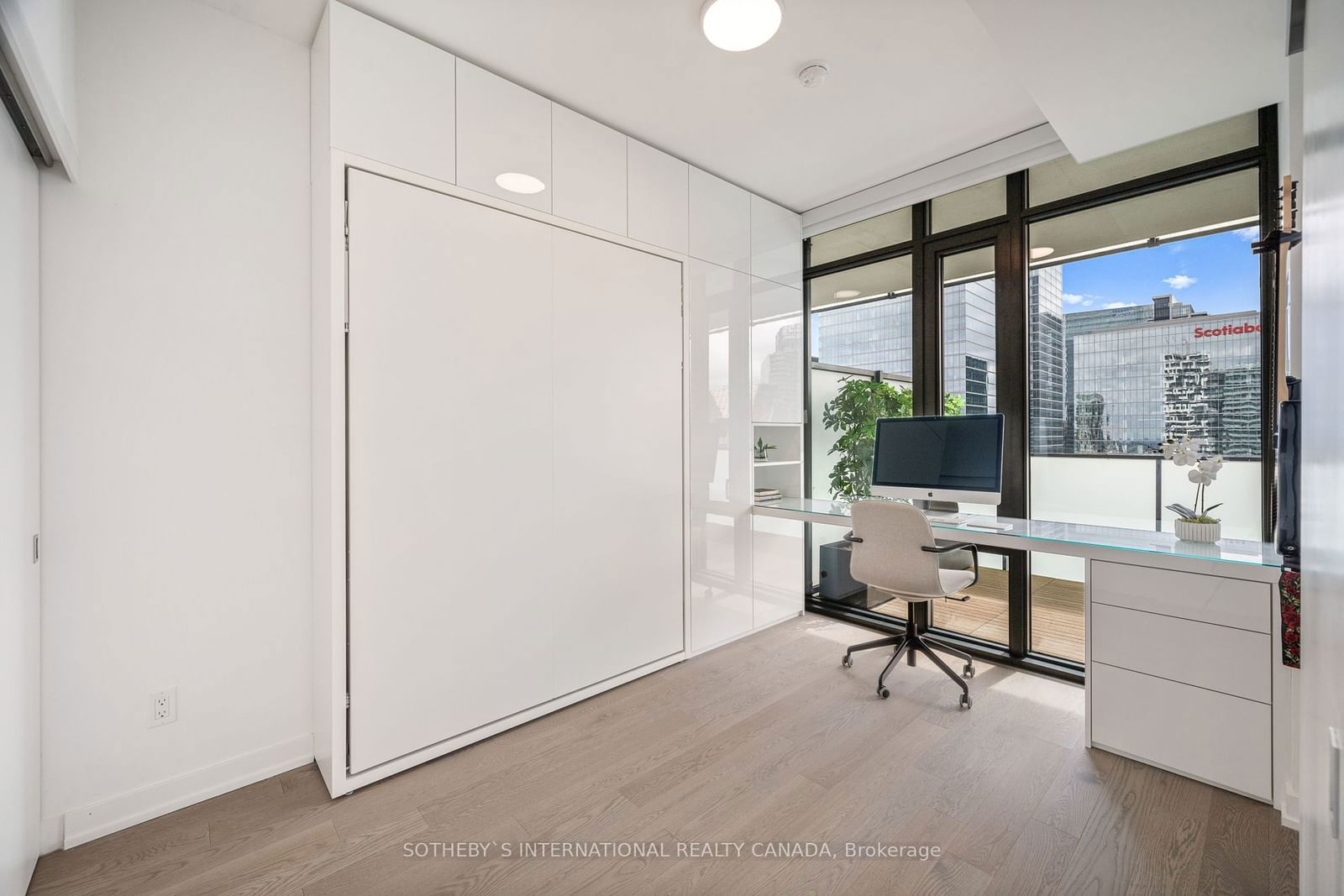 20 Lombard St, unit 3411 for sale - image #13