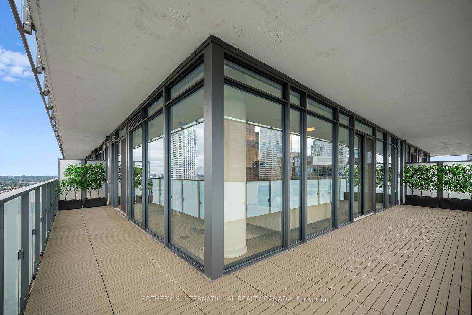 20 Lombard St, unit 3411 for sale - image #16