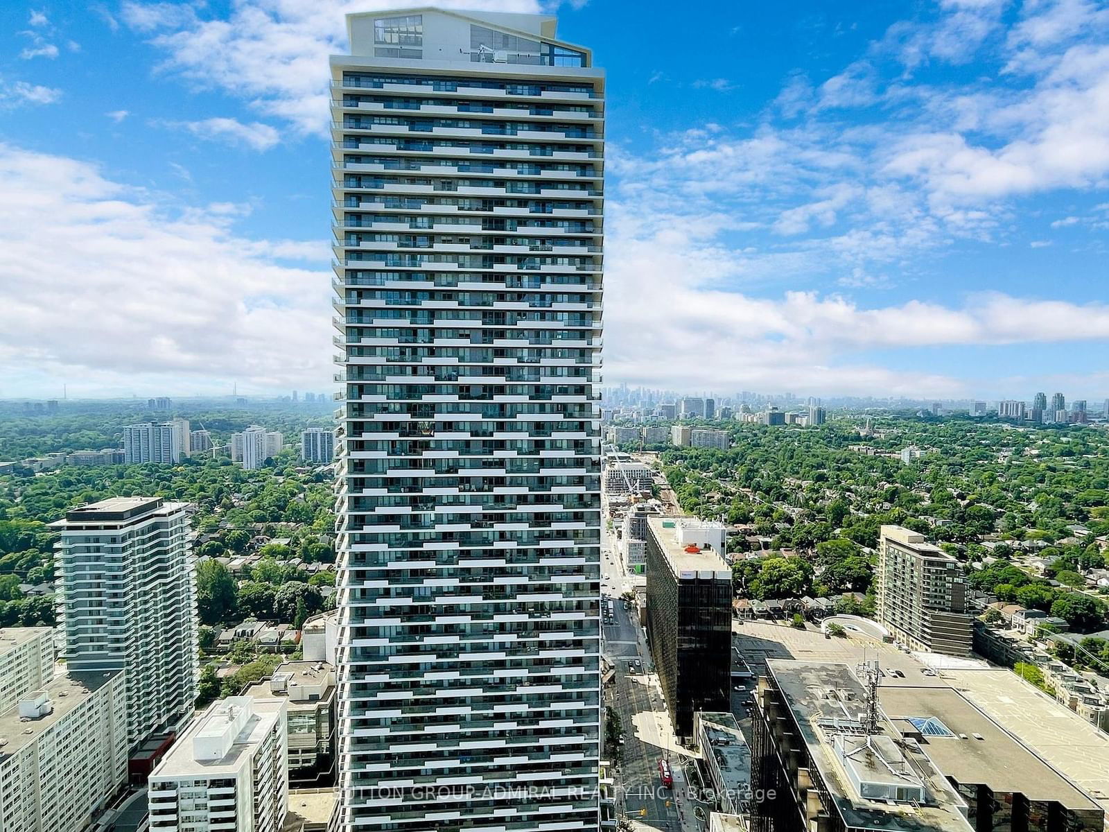 8 Eglinton Ave E, unit 3901 for sale - image #1