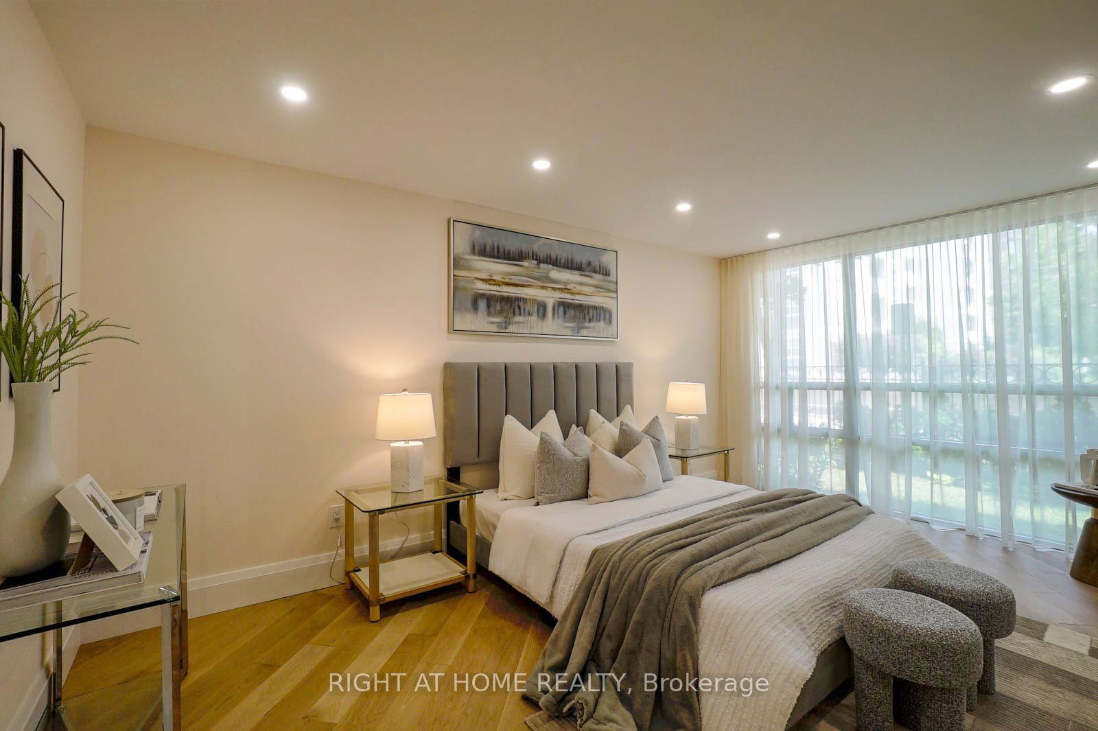 18 Lower Village Gate, unit 107 for sale - image #17