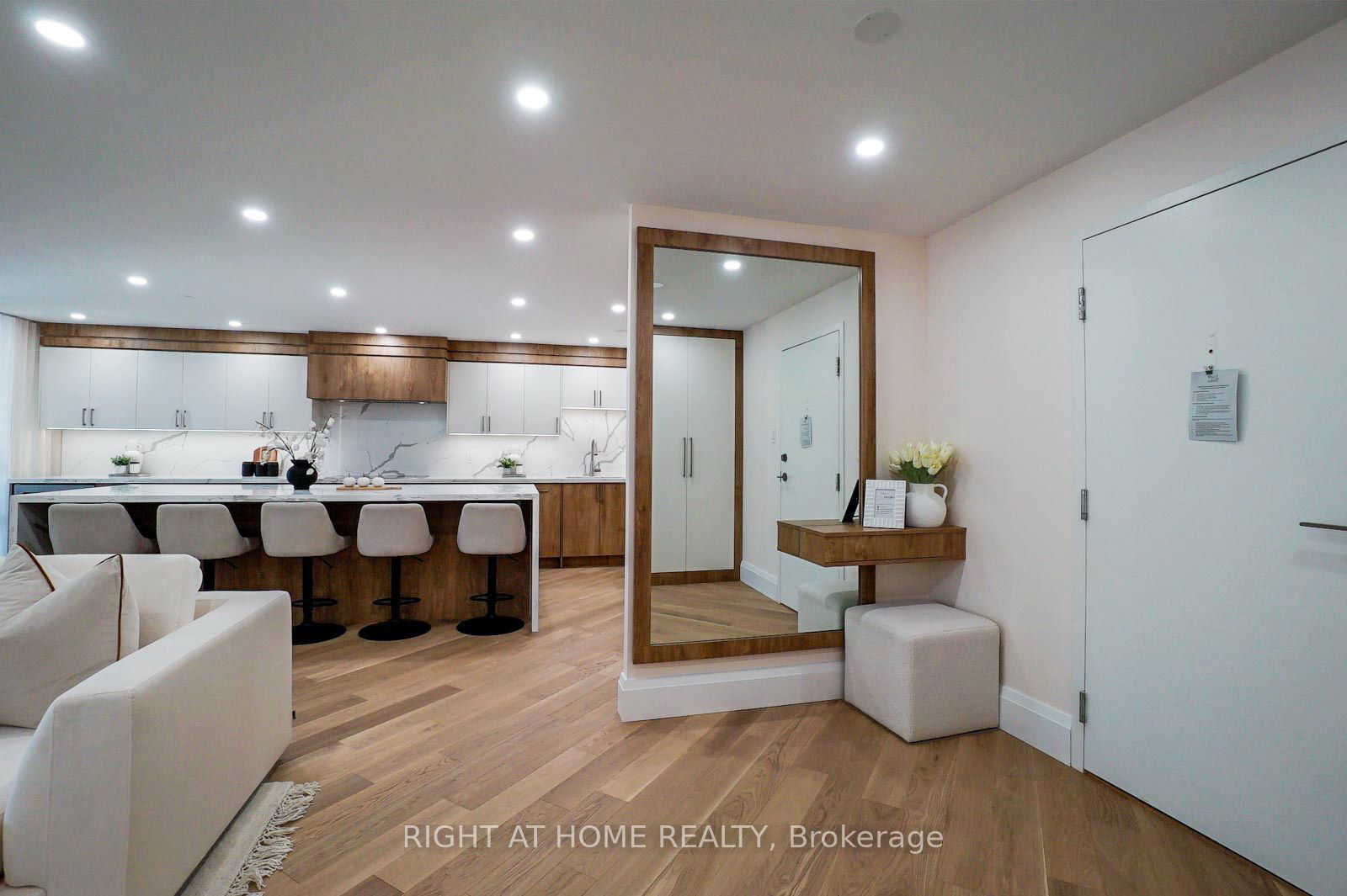 18 Lower Village Gate, unit 107 for sale - image #26