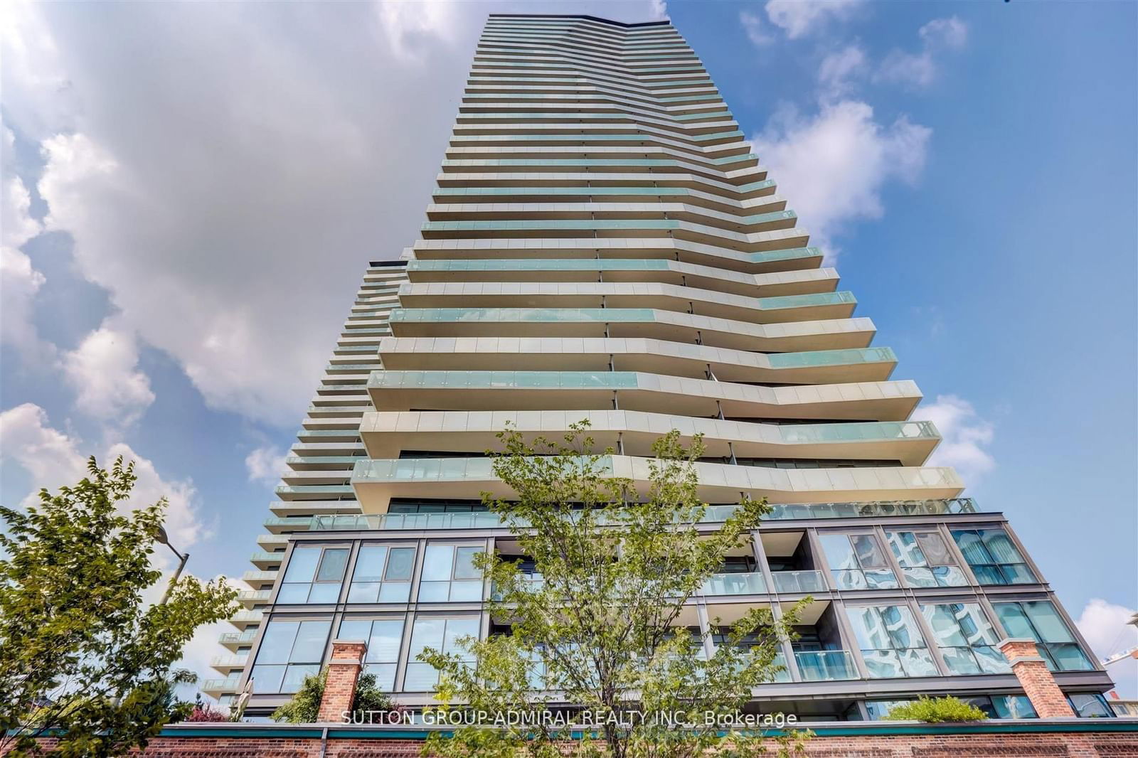 390 Cherry St, unit 208 for sale