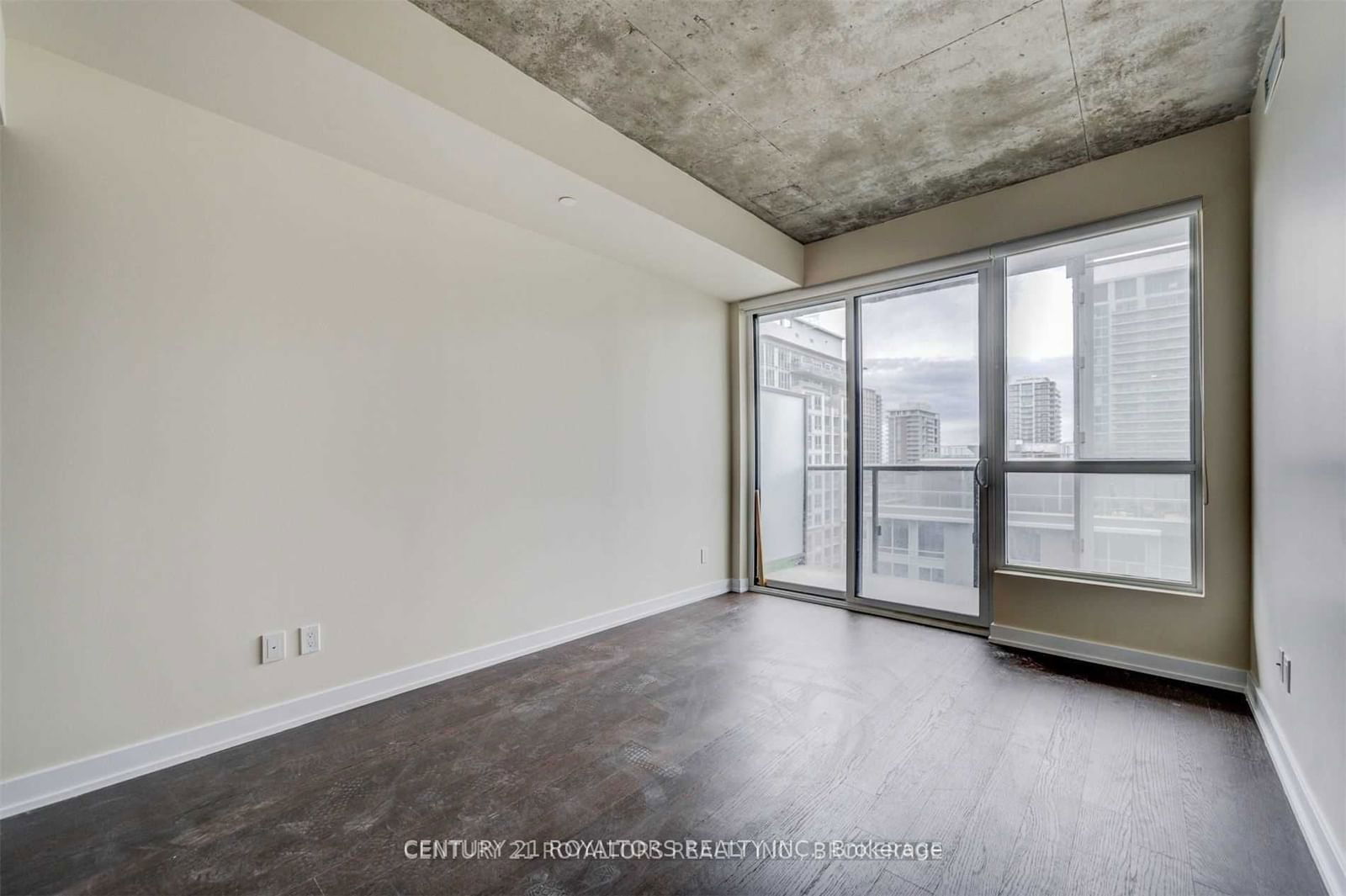 1030 King St, unit 916 for sale - image #25