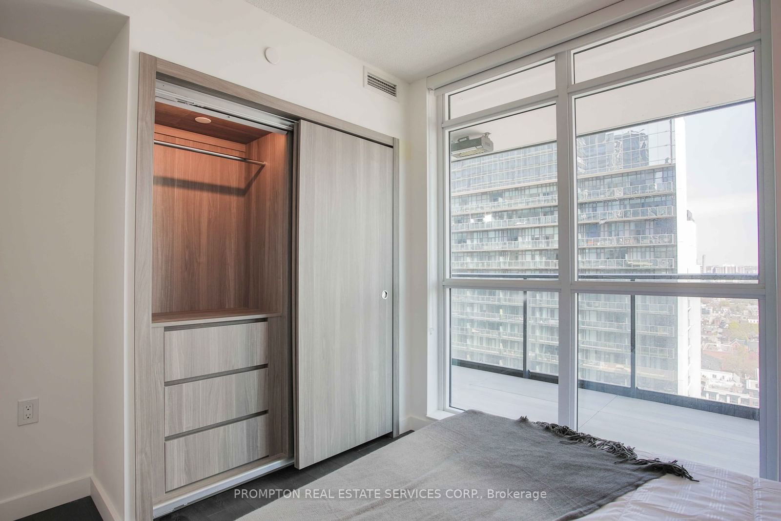 38 Widmer St, unit 2911 for sale