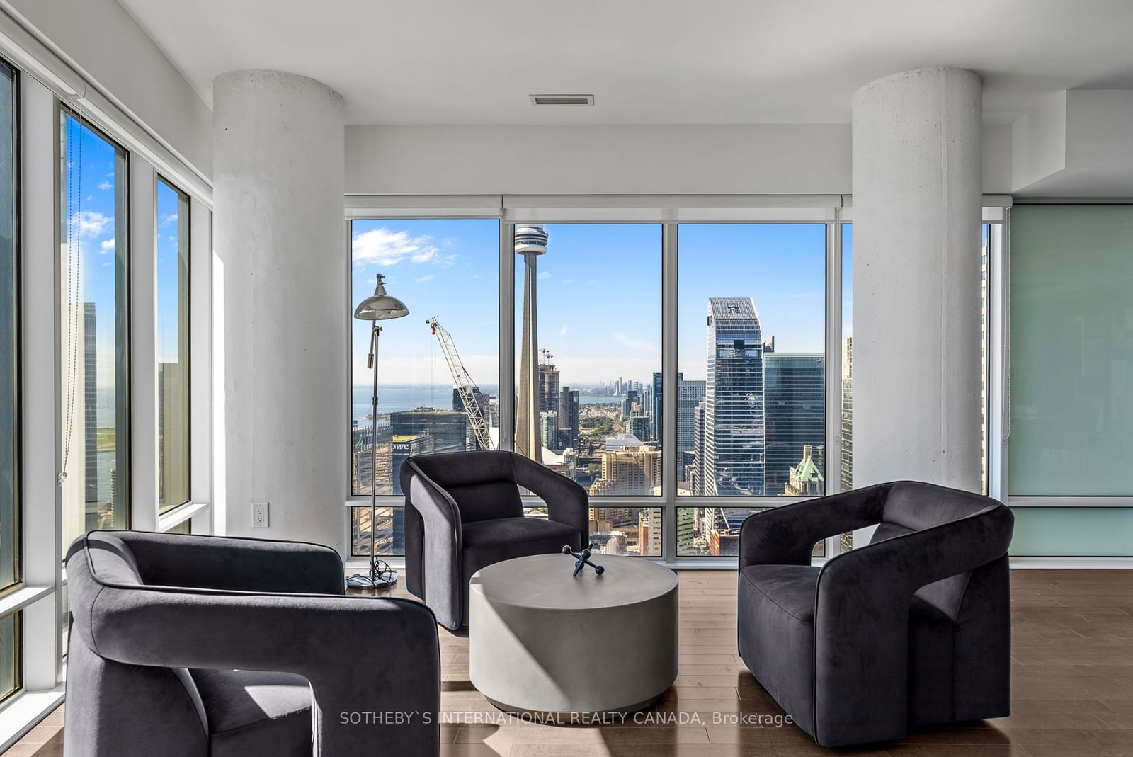 8 The Esplanade, unit 5302 for rent