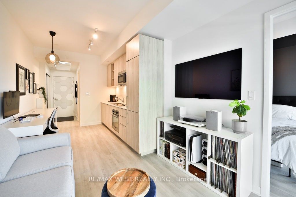 50 Ordnance St, unit 2903 for sale - image #14