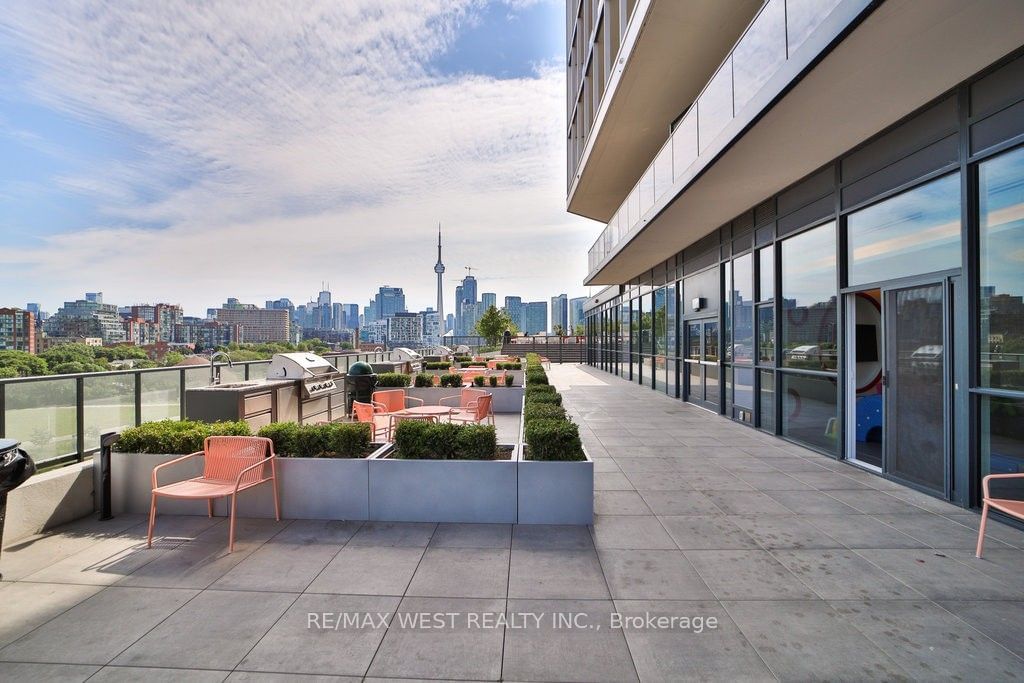 50 Ordnance St, unit 2903 for sale