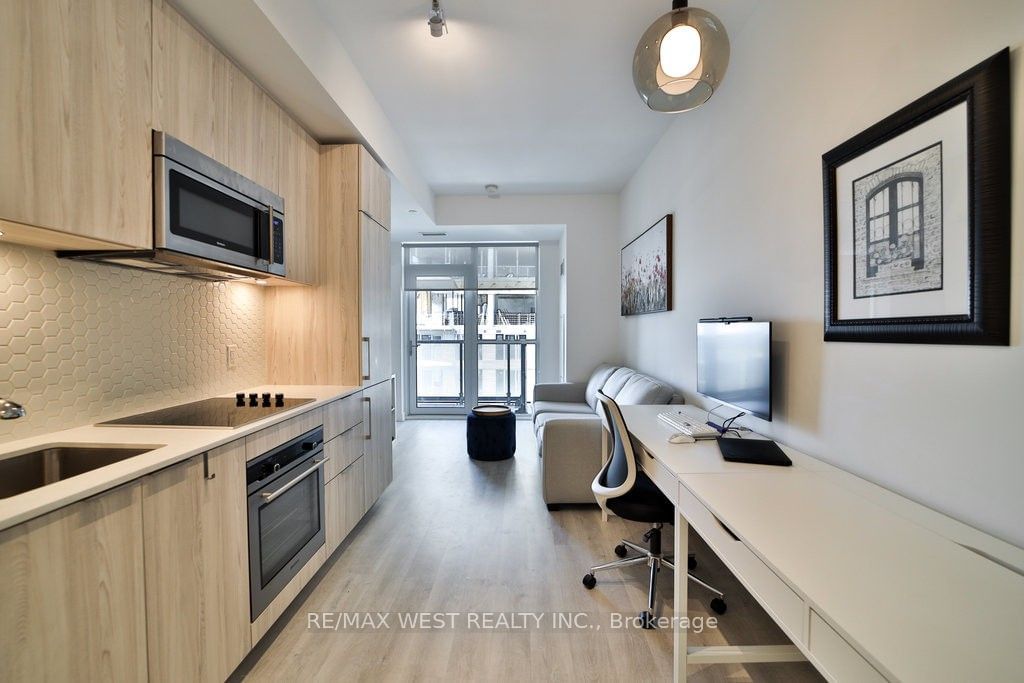 50 Ordnance St, unit 2903 for sale