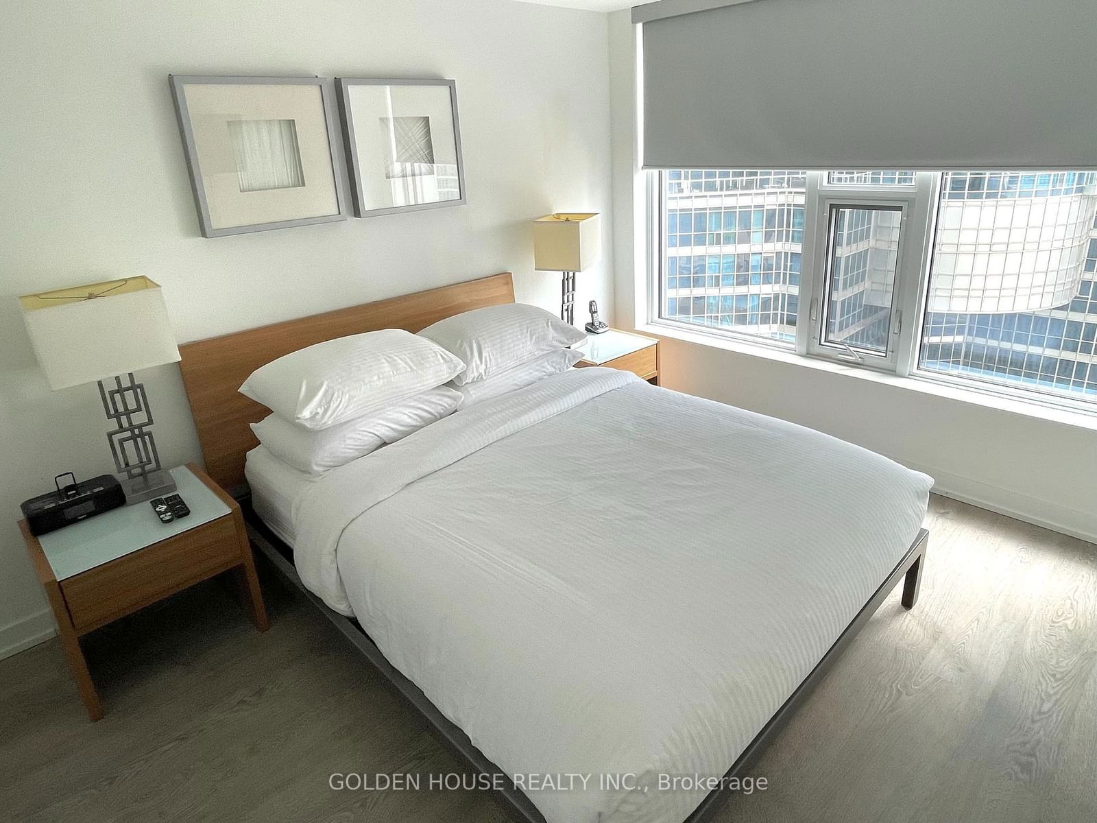 10 York St, unit 1609 for sale - image #10