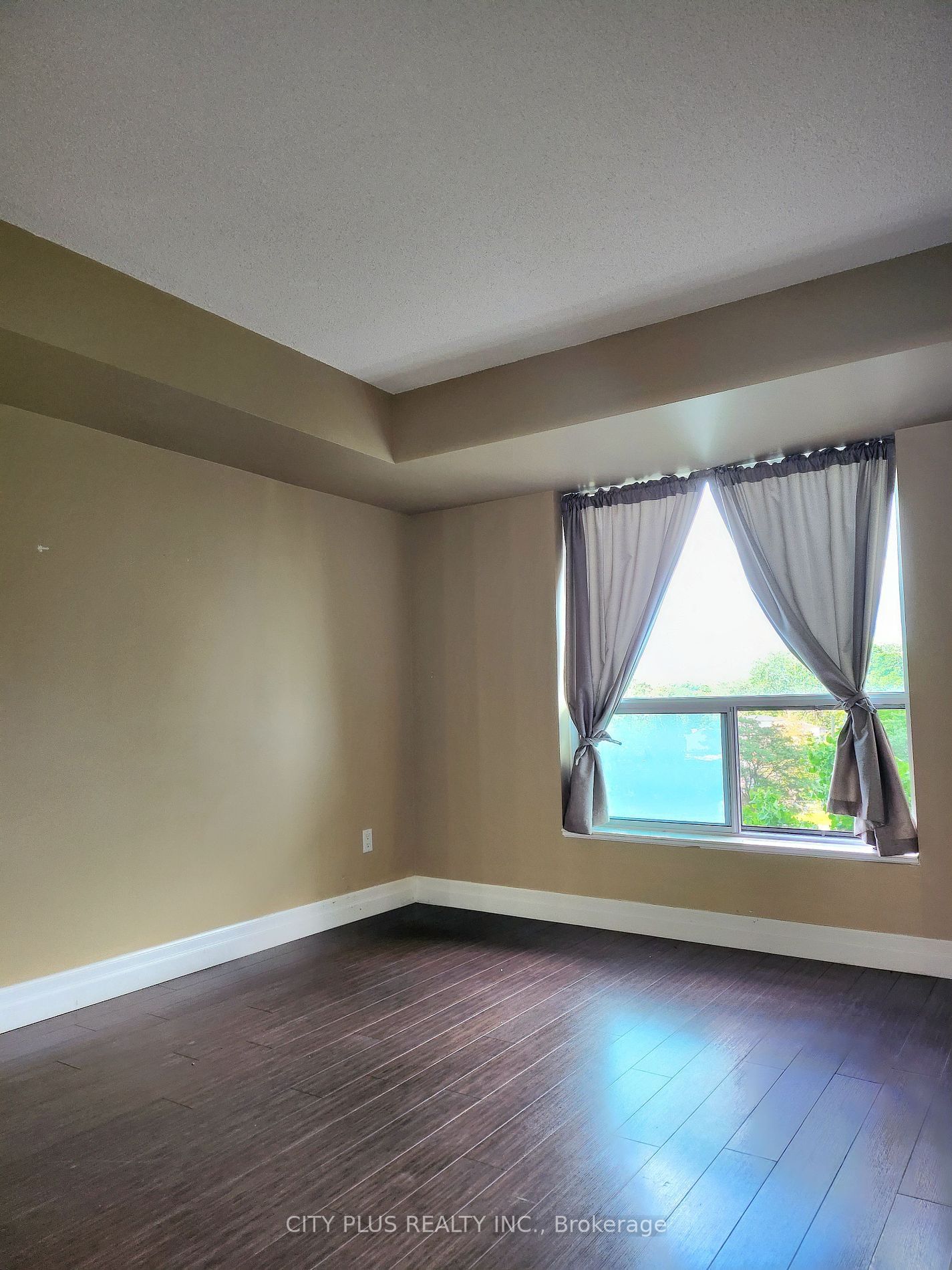 188 Doris Ave, unit 411 for sale - image #7