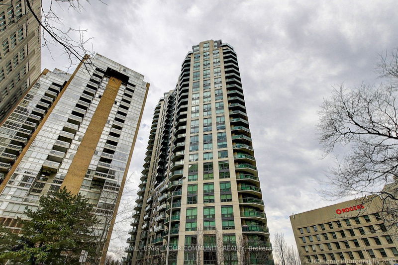 300 Bloor St E, unit 611 for sale - image #1