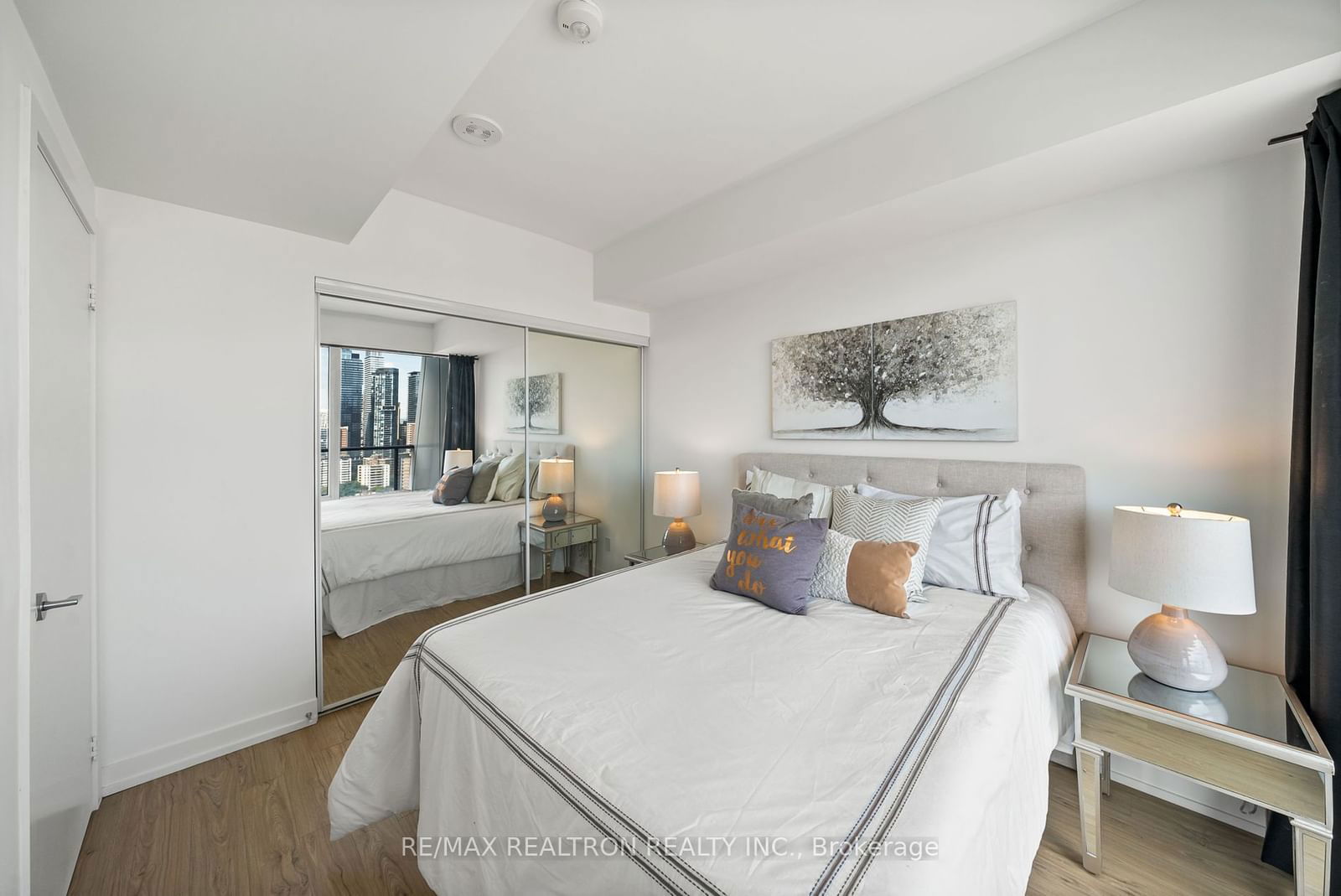 85 Wood St, unit 3110 for sale - image #17