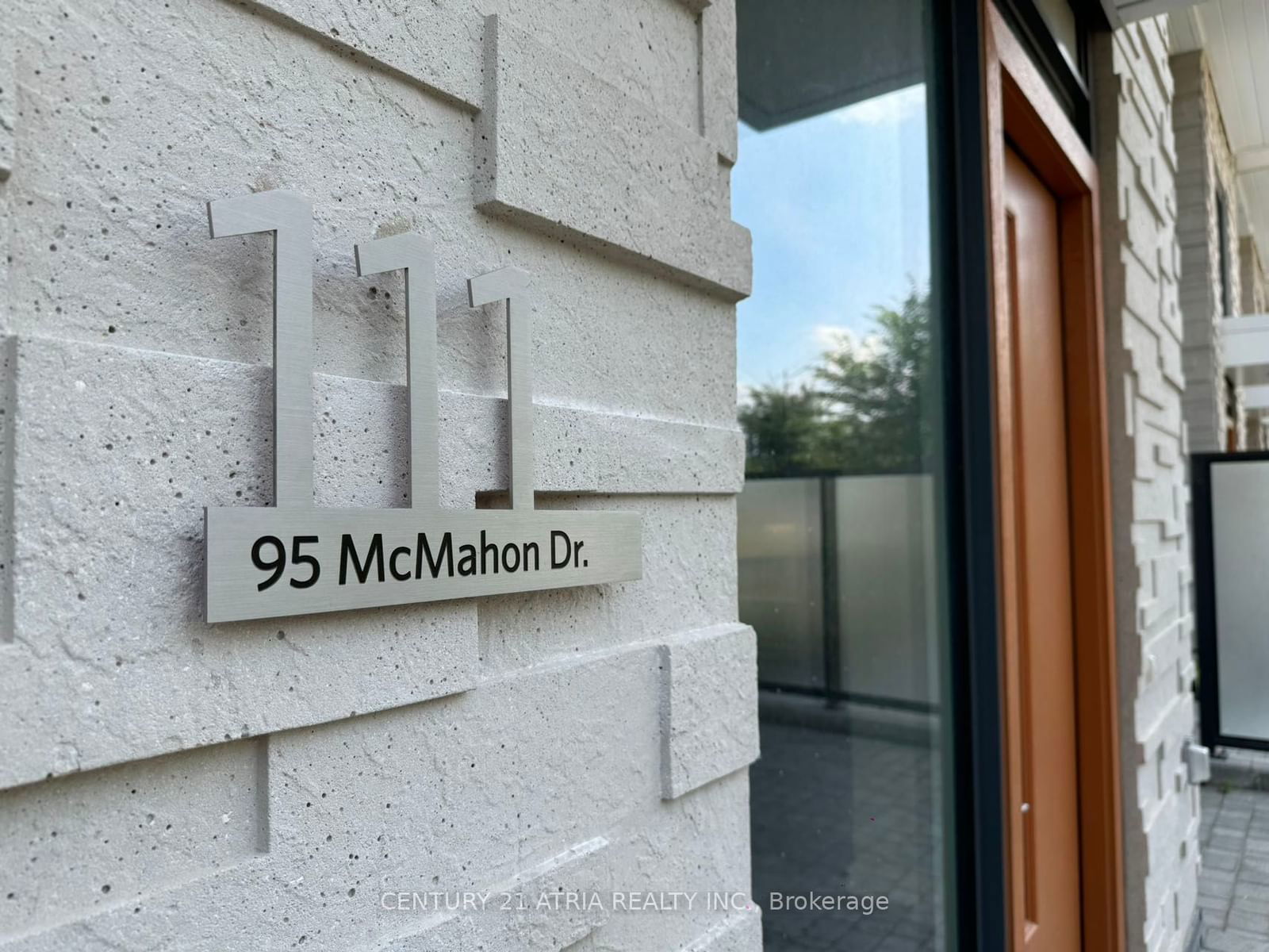 95 McMahon Dr, unit 111 for sale