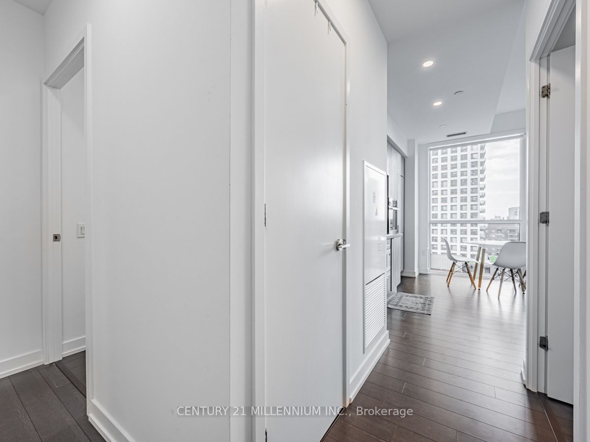 39 Roehampton Ave, unit 1203 for sale - image #20