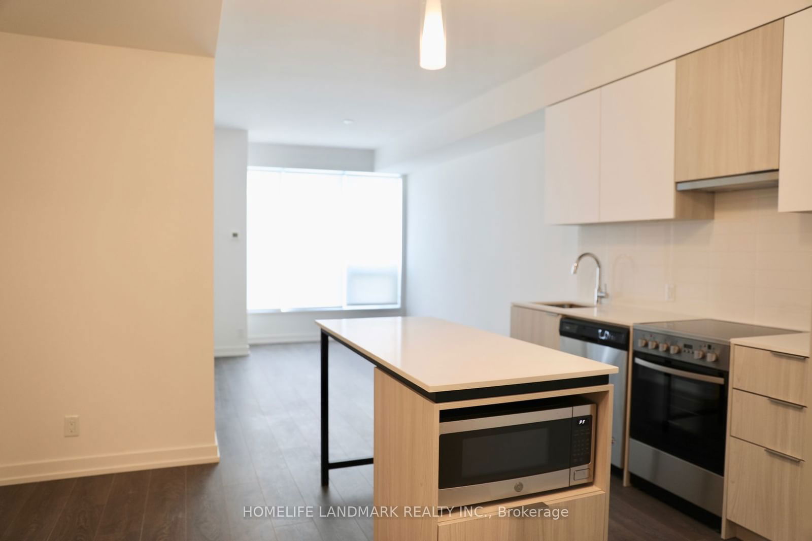 203 College St, unit 507 for rent