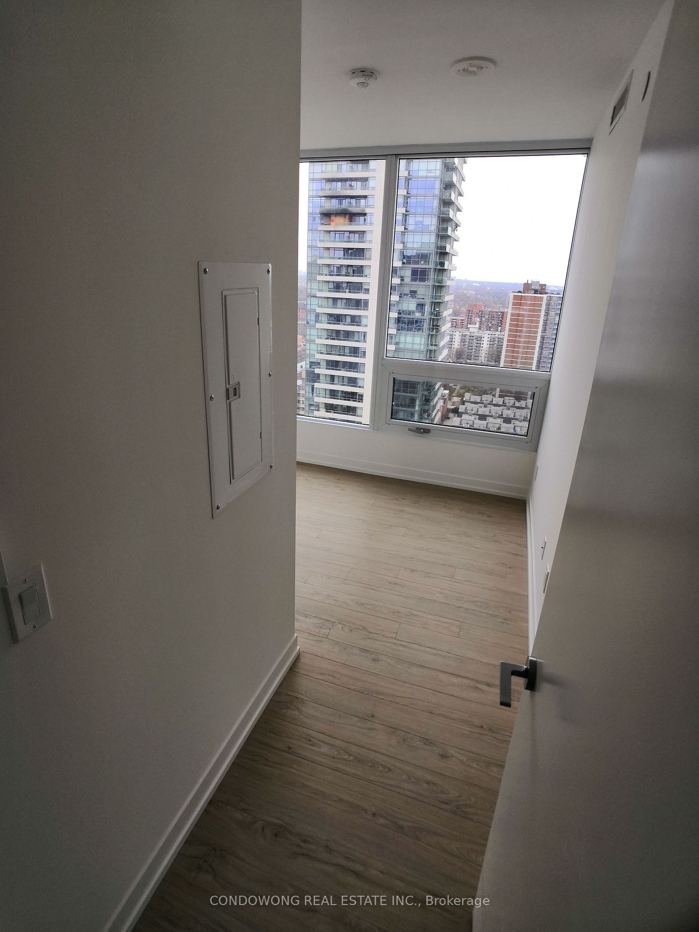 85 Wood St, unit 2716 for rent - image #10