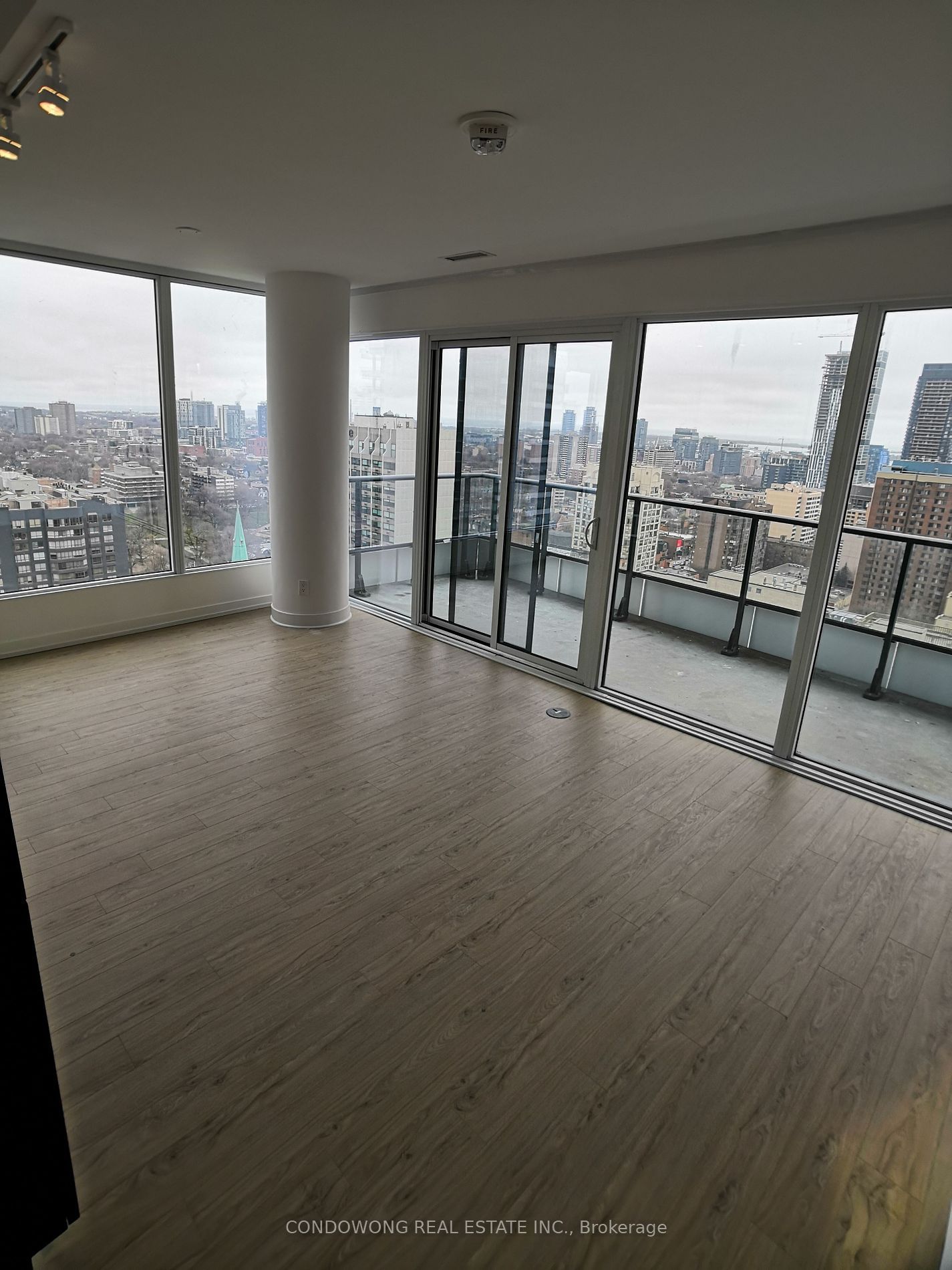 85 Wood St, unit 2716 for rent - image #3