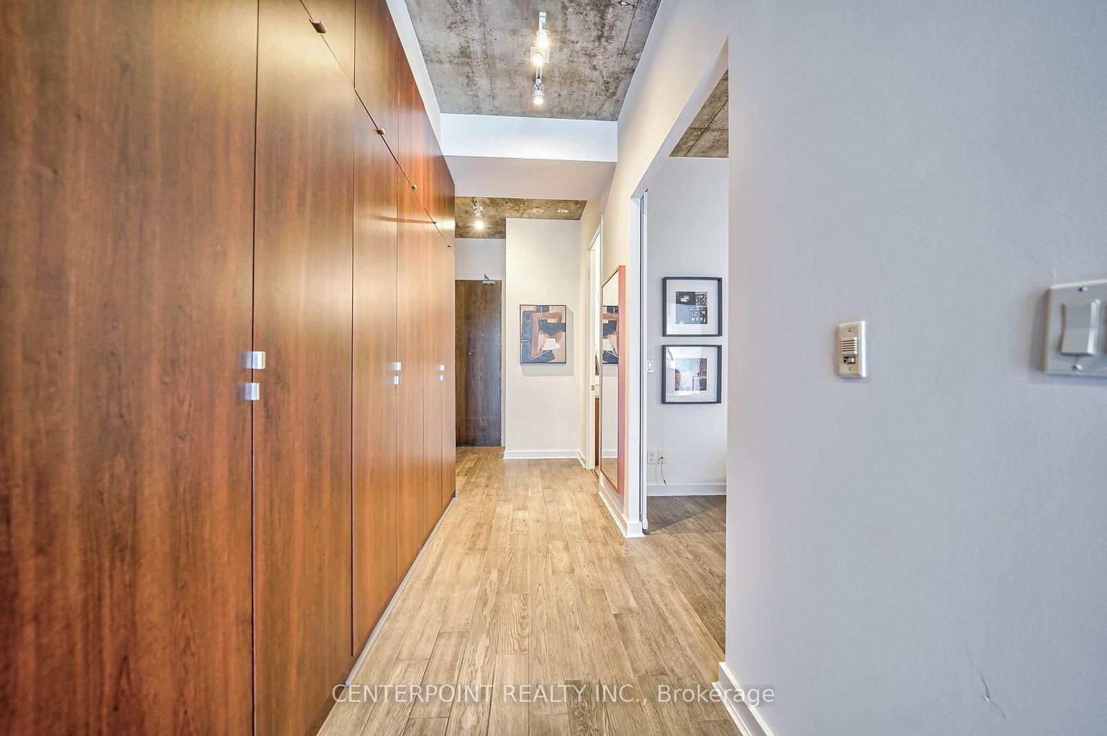 19 Brant St, unit 301 for sale - image #28