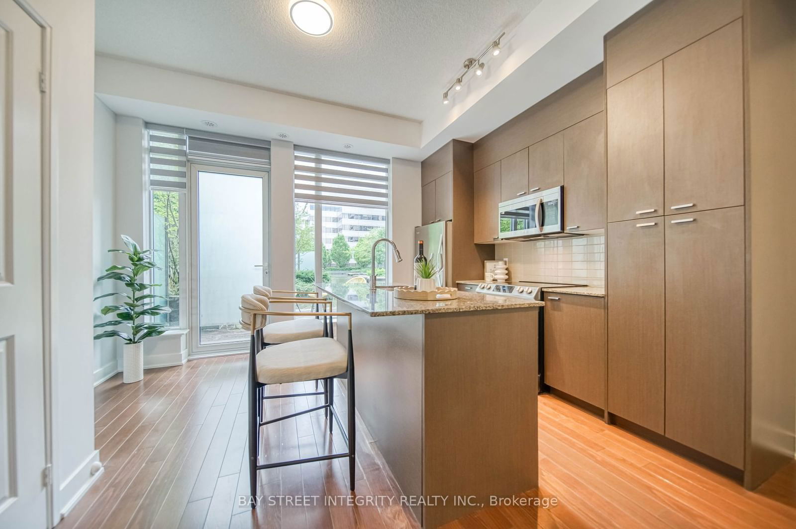 88 Sheppard Ave E, unit TH 5 for sale