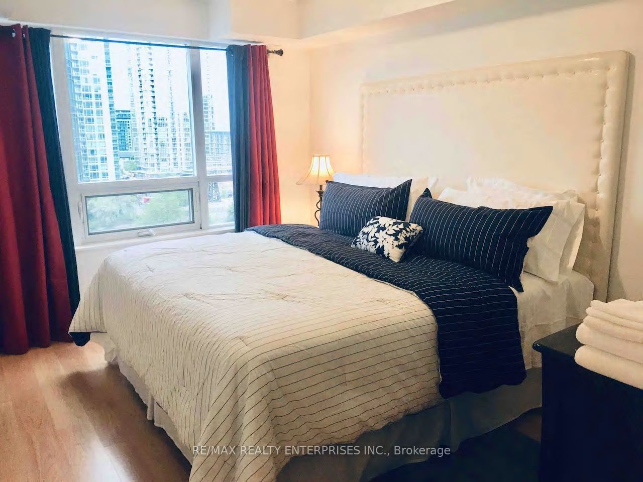 20 Blue Jays Way, unit 1017 for rent - image #12