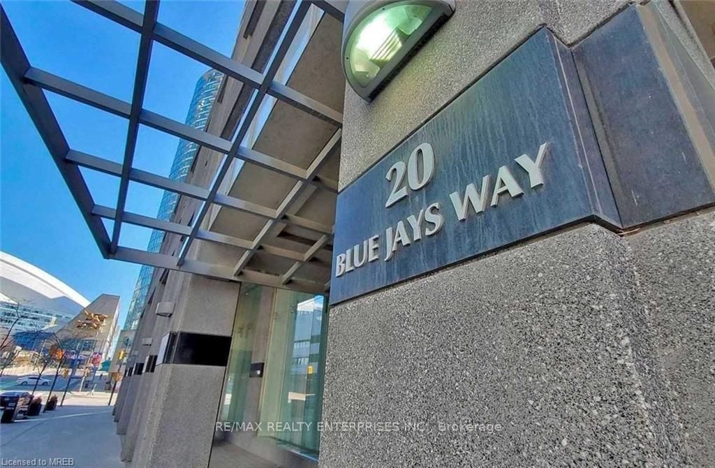 20 Blue Jays Way, unit 1017 for rent