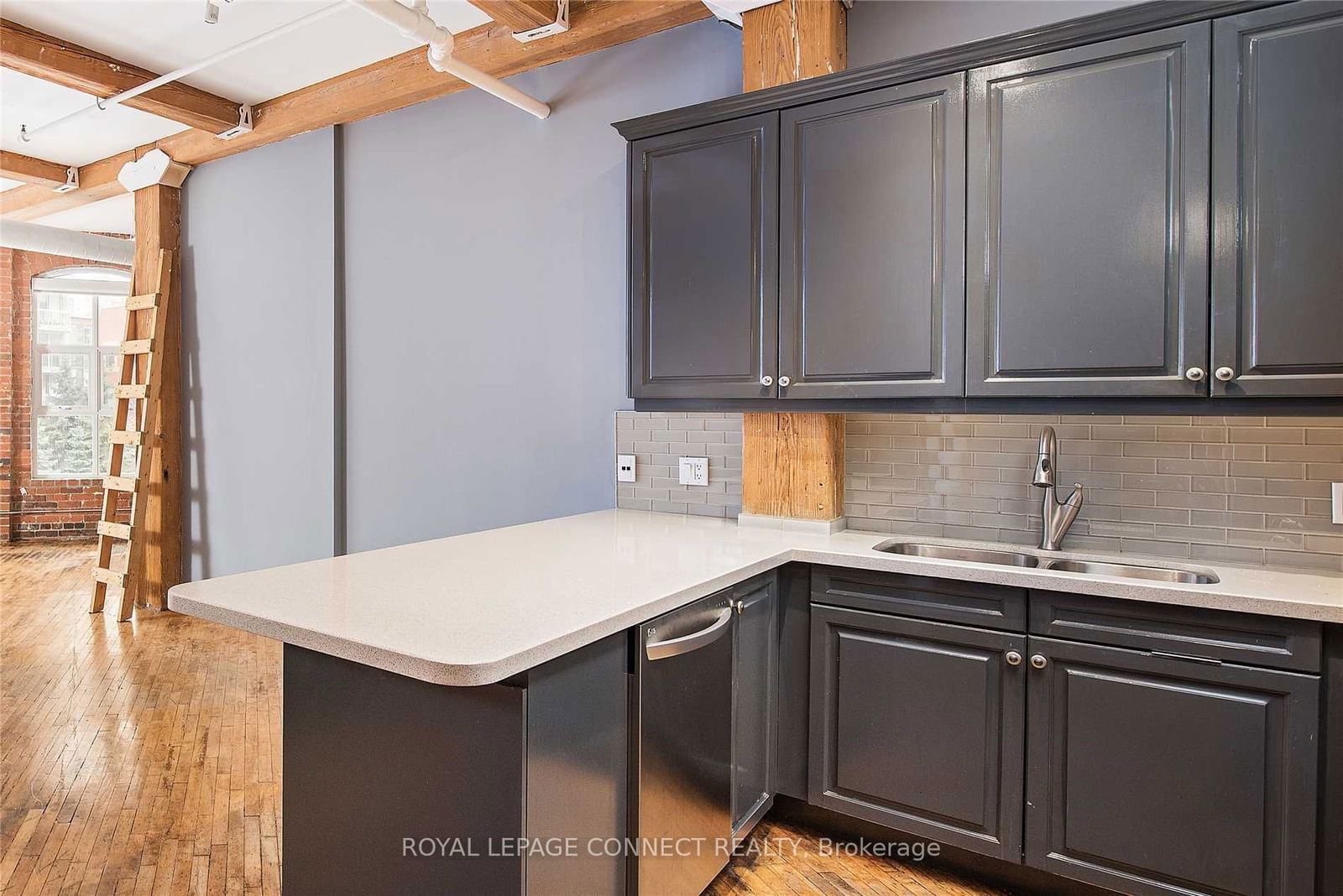 90 Sherbourne St, unit 305 for rent - image #13