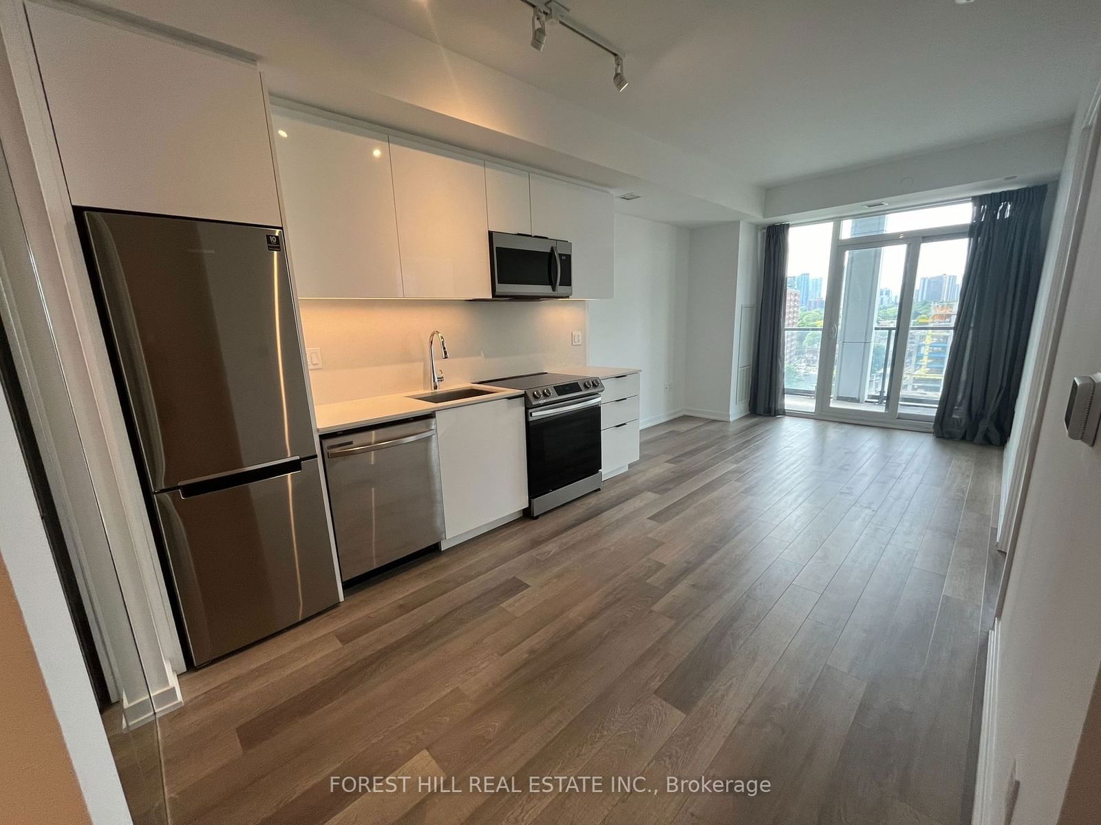 50 Power St, unit 1127 for sale - image #3