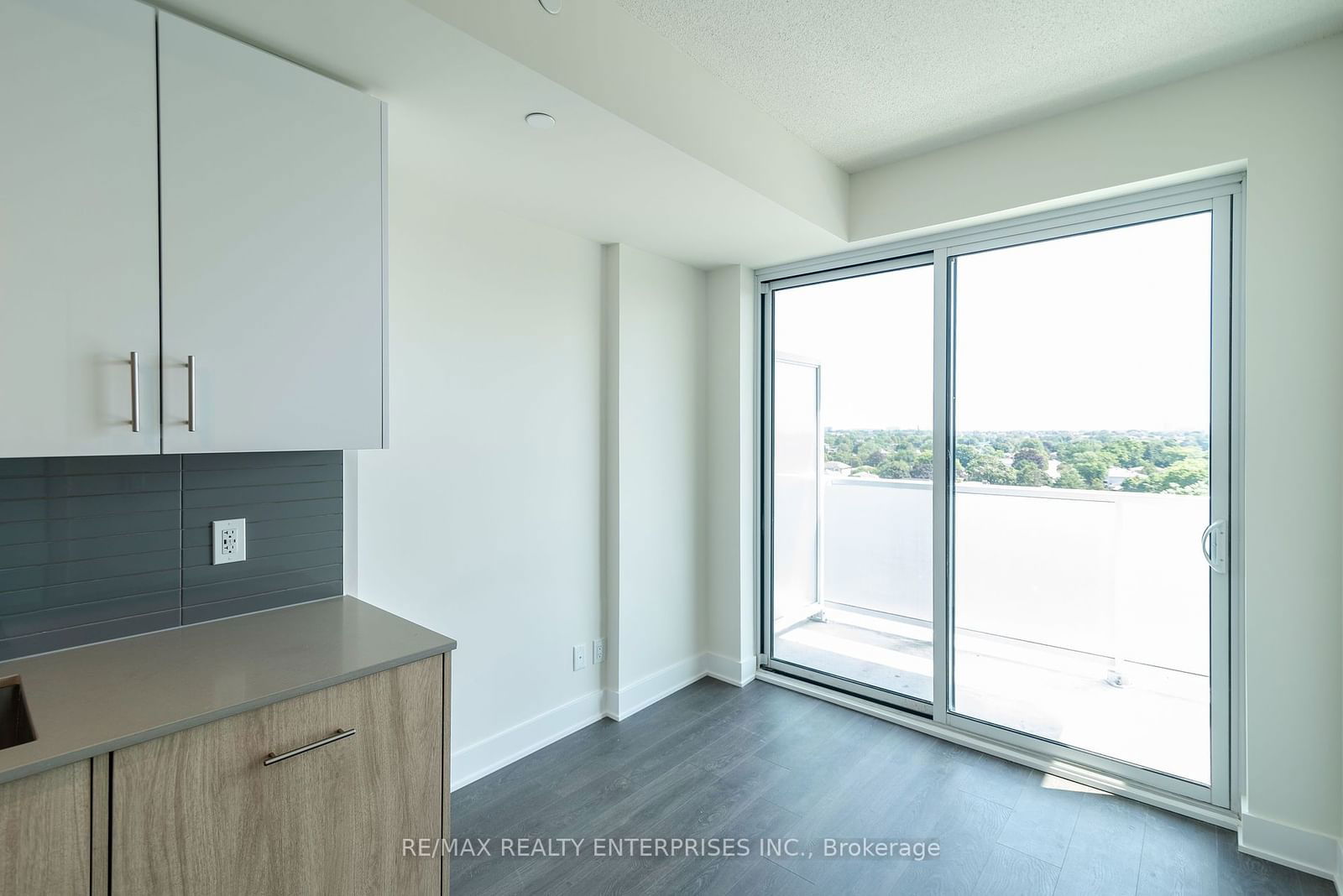 188 Fairview Mall Dr, unit 908 for rent - image #15