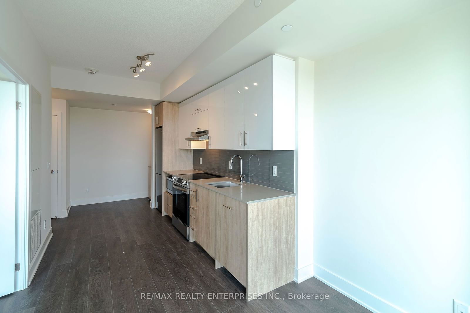 188 Fairview Mall Dr, unit 908 for rent - image #21