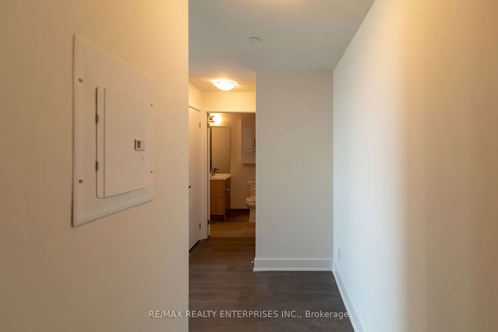 188 Fairview Mall Dr, unit 908 for rent - image #4