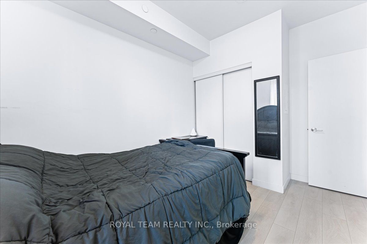 8 Eglinton Ave E, unit 1910 for sale - image #26