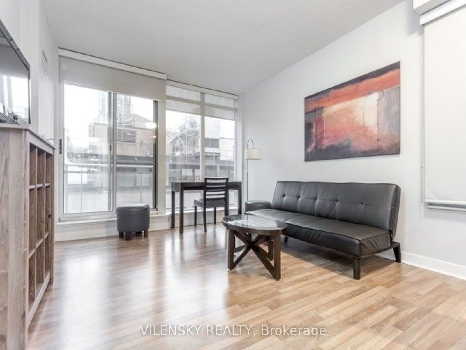 8 Colborne St, unit 1704 for rent - image #3