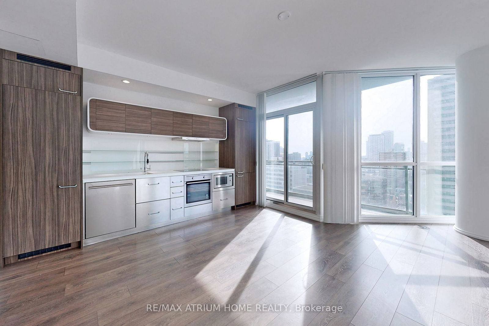 45 Charles St E, unit 1701 for sale