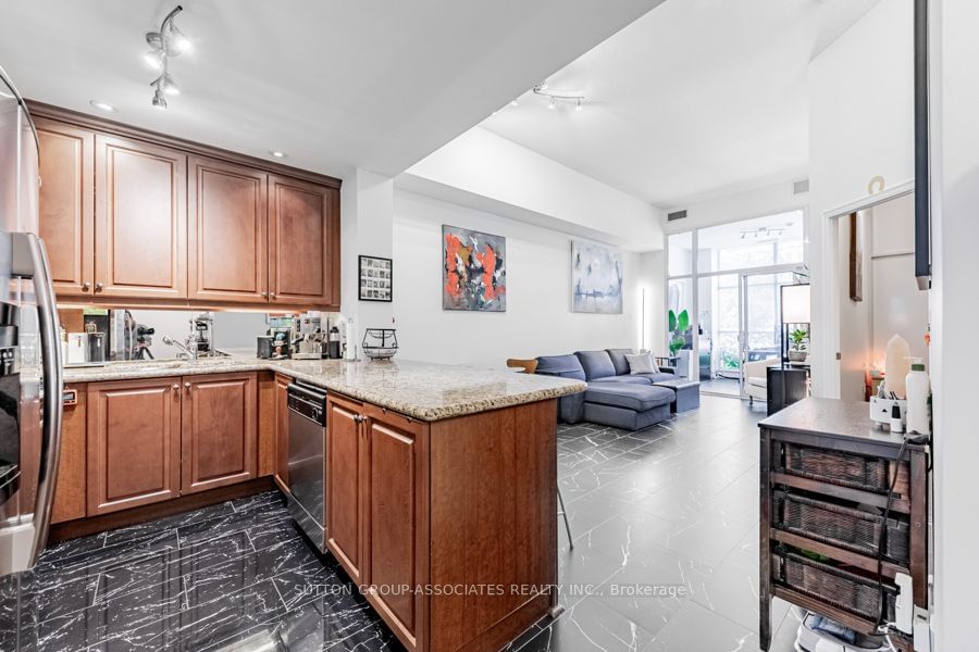 628 Fleet St, unit 110 for sale - image #16